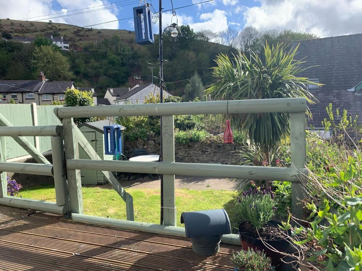 Holiday home Aeronfa *
