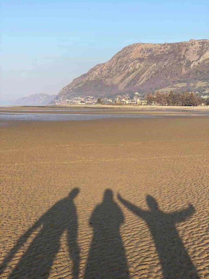 Holiday home Aeronfa Llanfairfechan